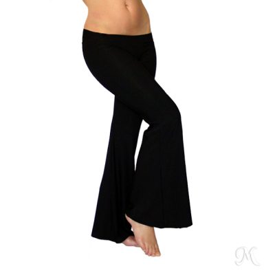 Pantalón semi acampanado negro para danza, ensayo y práctica.
