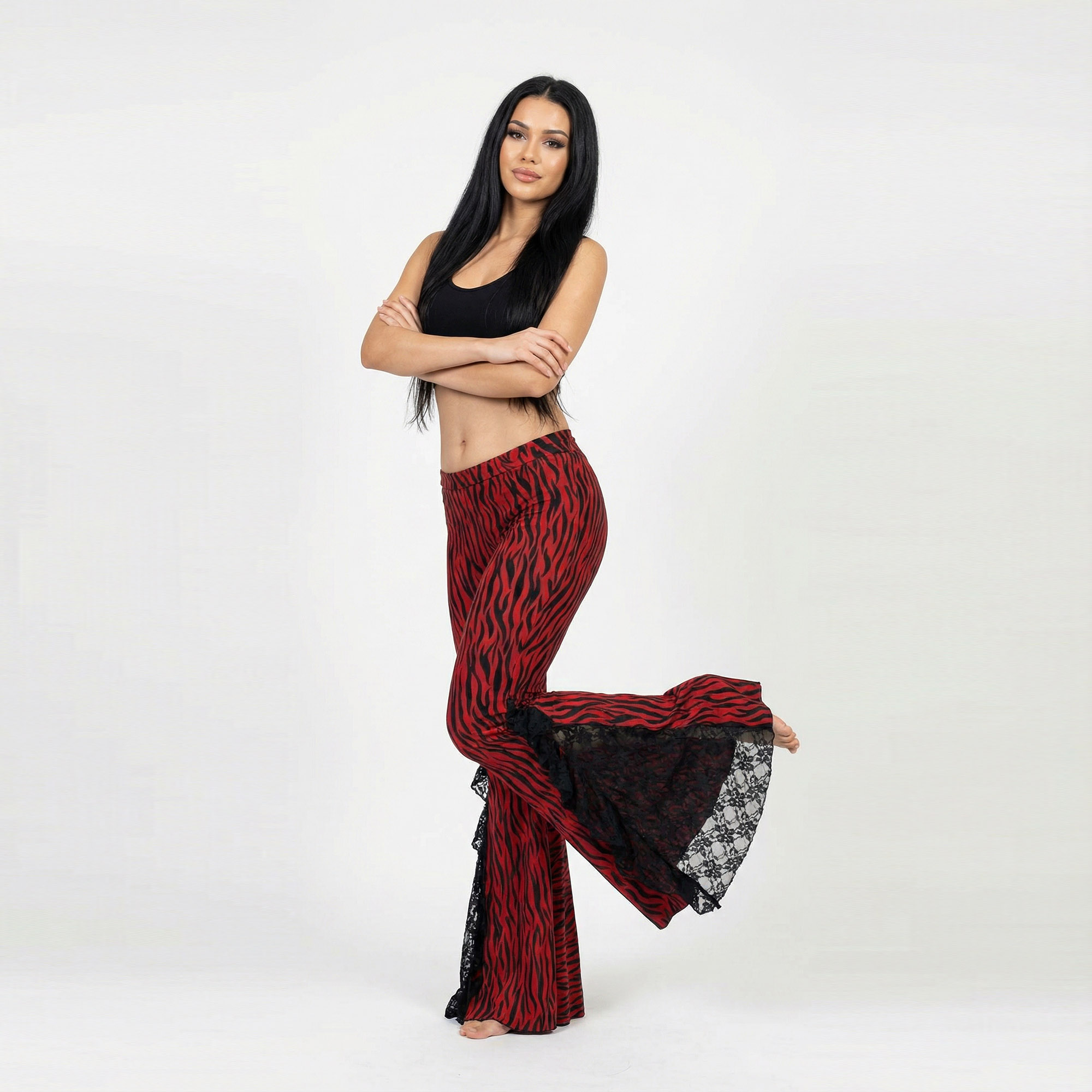 Pantalón acampanado licra animal print rojo negro y encaje danza árabe manal.